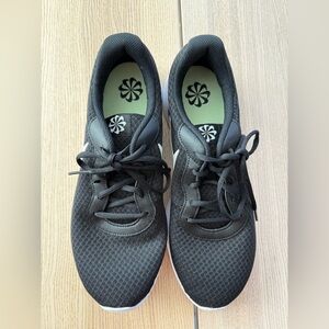 Nike Black Athletic Shoes